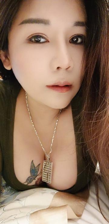 公明大奶肥臀