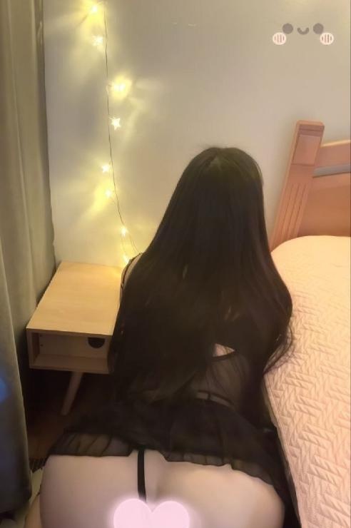 性感爆乳小骚妹
