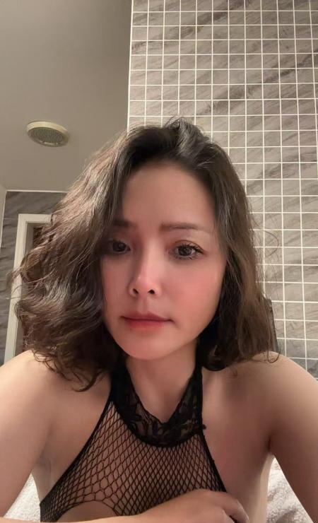 瑜伽居家姐姐