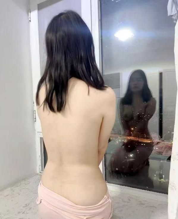 大胸甜甜