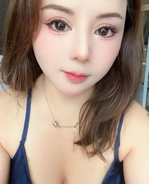 蜀山性感大奶制服诱惑