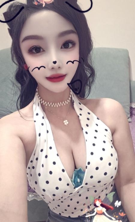 海珠性感妩媚宝儿