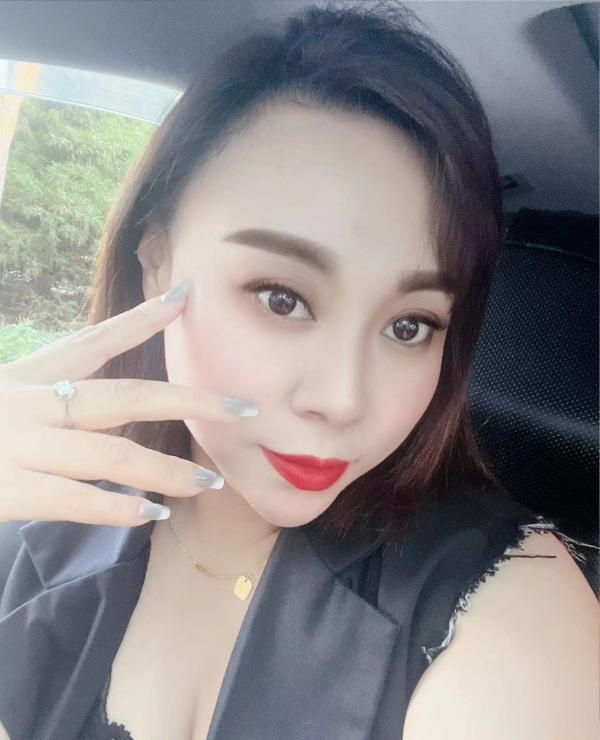 风骚肥臀小少妇