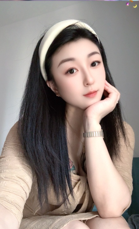 大胸舌吻瑶瑶
