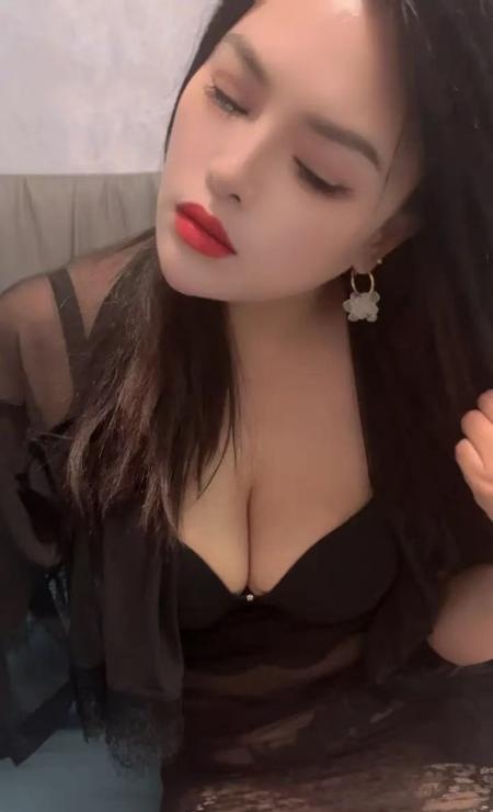 二刷大奶少妇朱迪