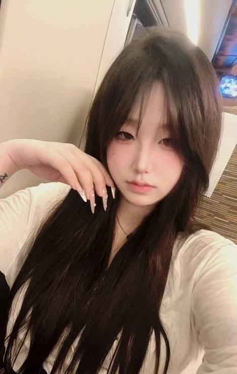 纯情可爱萌妹子