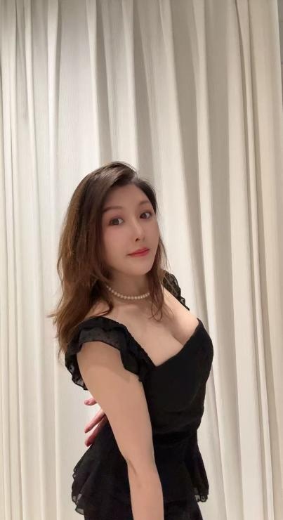 可外出的美容院老板娘