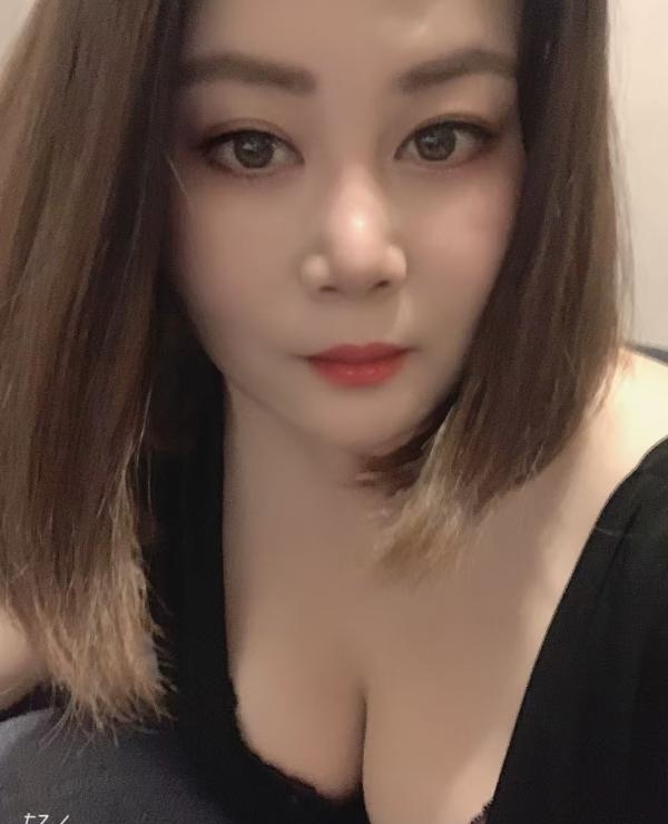 瑜伽蜜臀E波骚糖糖