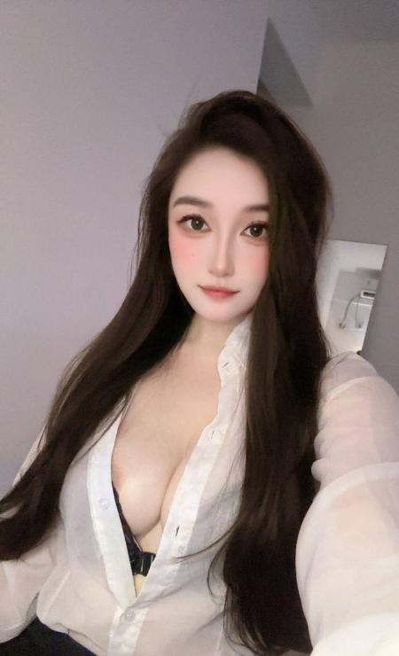 天河丰满大波李欣冉