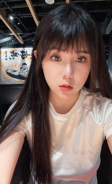 兼职奶大水多多人妻