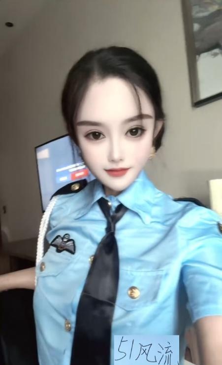 舌吻制服波老师