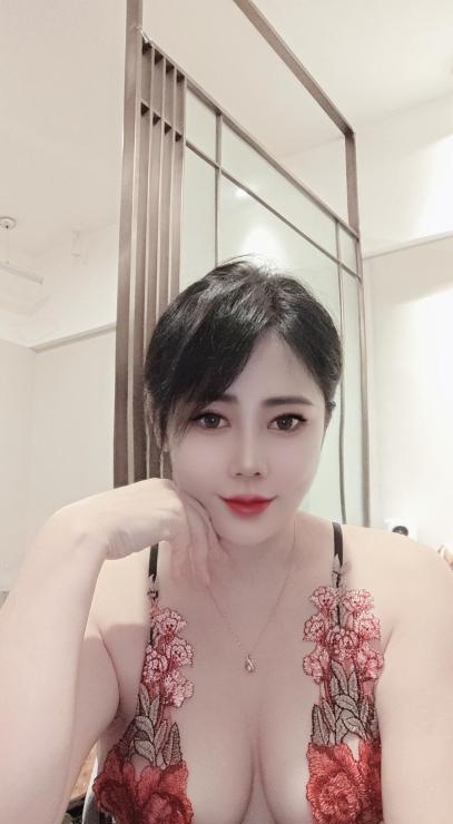 姑苏胸大屁股大