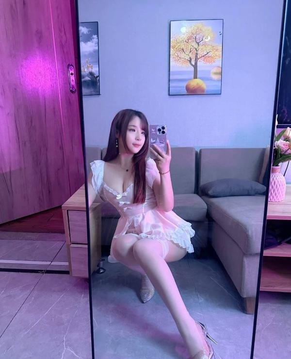 天府御姐小小椰