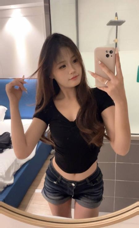 闵行零零后小妹瑶瑶