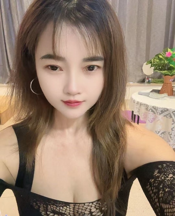 佛山性感美女少妇