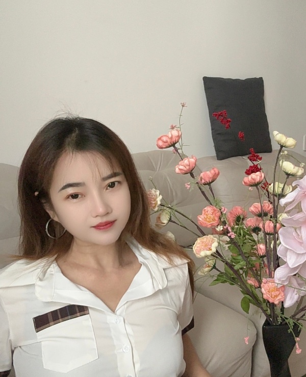 佛山性感美女少妇