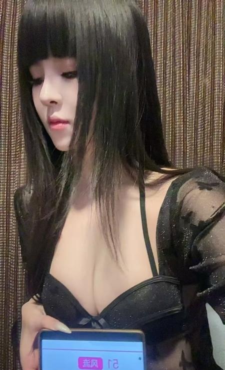 模特丫丫