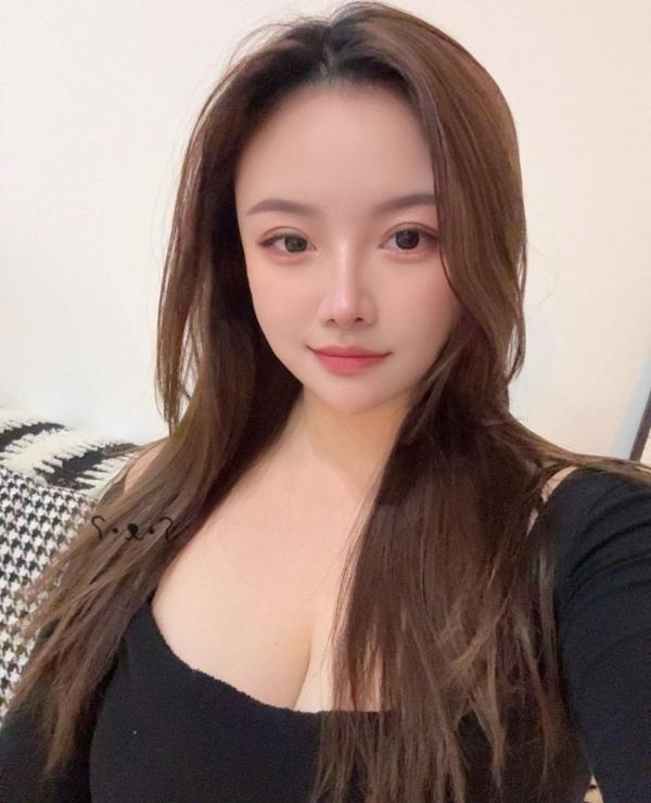 F杯巨乳小琴