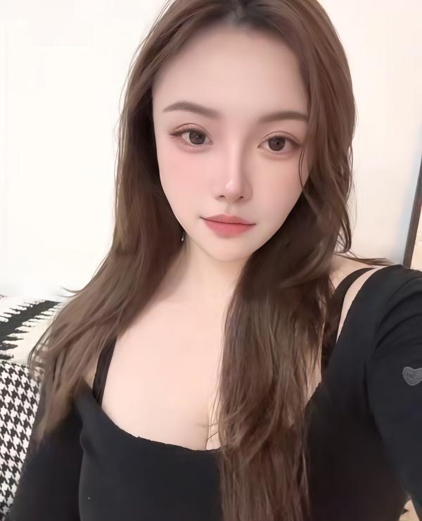 F杯巨乳小琴