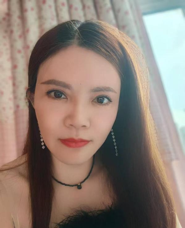 温江光华公园附近少妇