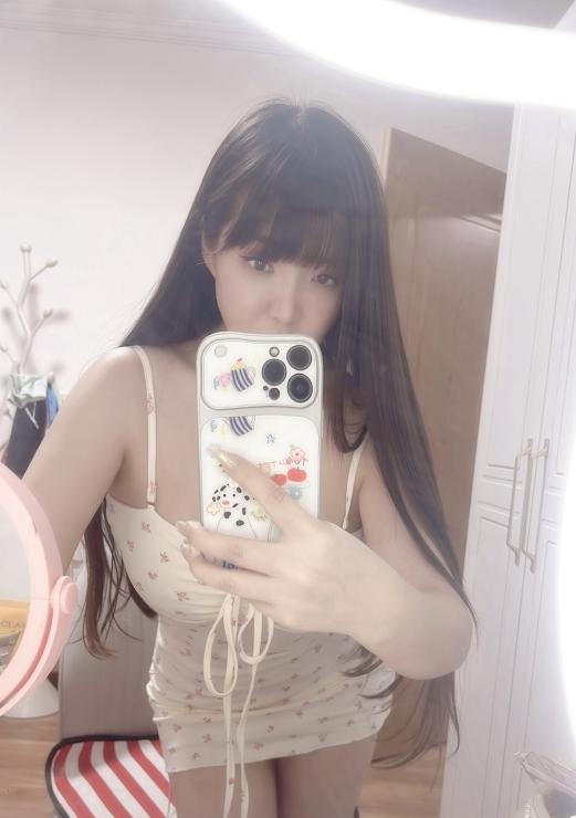 大胸甜妹纸