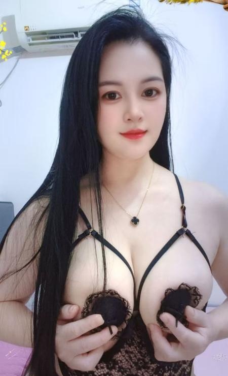 36D胸的锦鲤老师