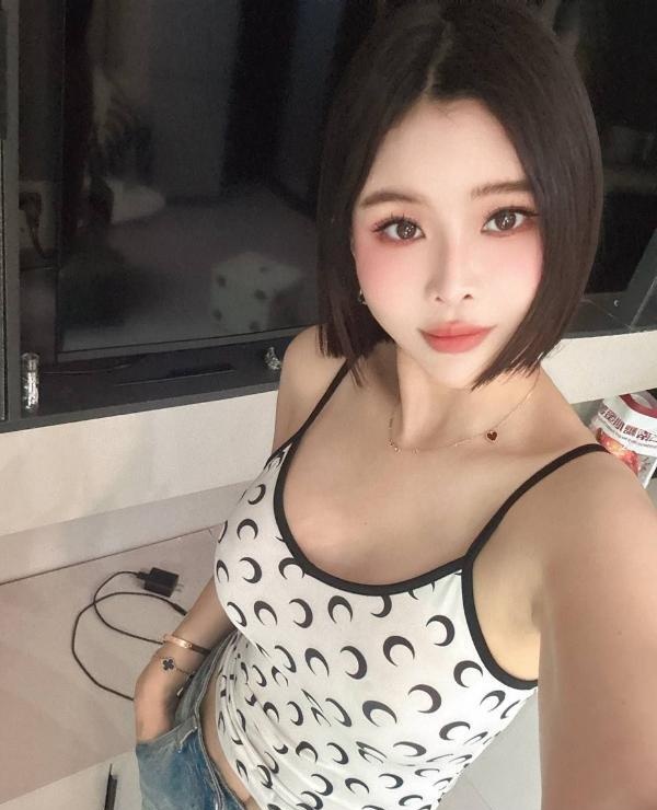 服务系白虎b曦瑶老师