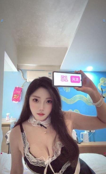 知性美奶妹妹