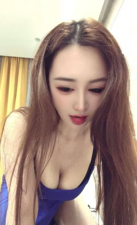 天河爆乳露露