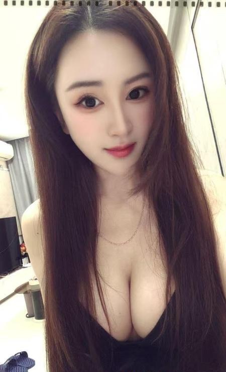 天河爆乳露露