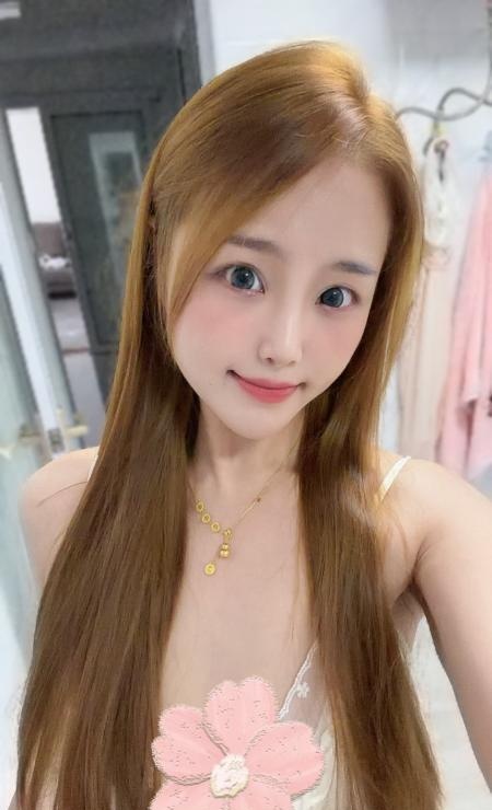 大胸水多诗诗