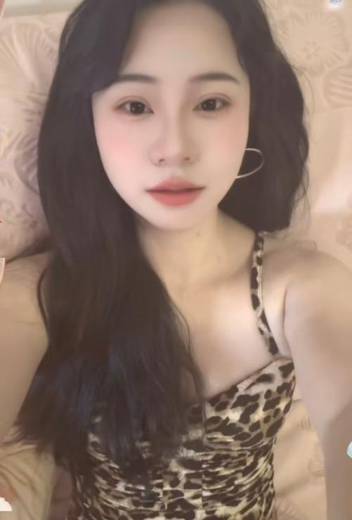 服务系大奶姐姐