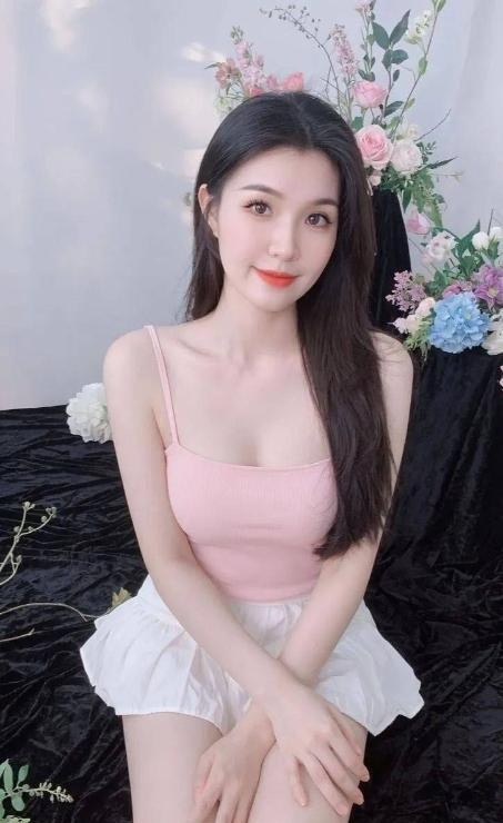 成都兼职性感瑜伽妹