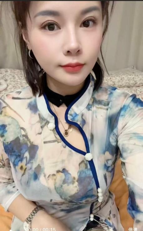 滨江口爆女王
