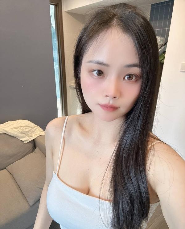 滨江肤白服务系骚妇