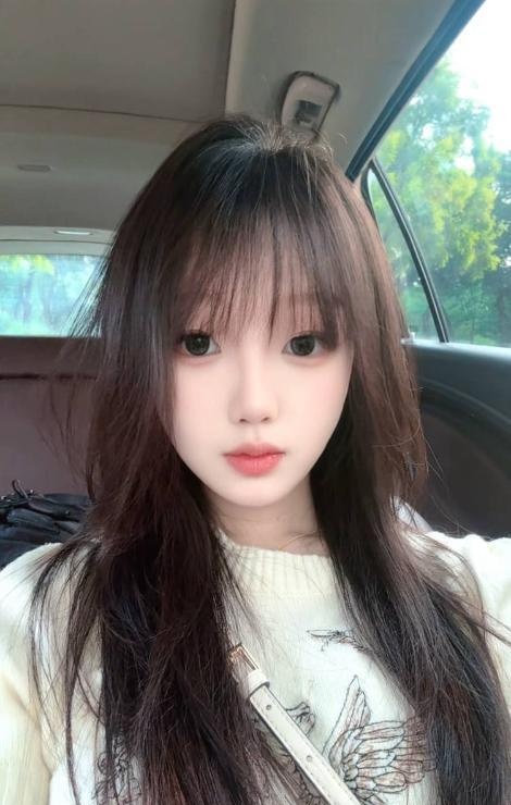 福田清纯女友系妹子