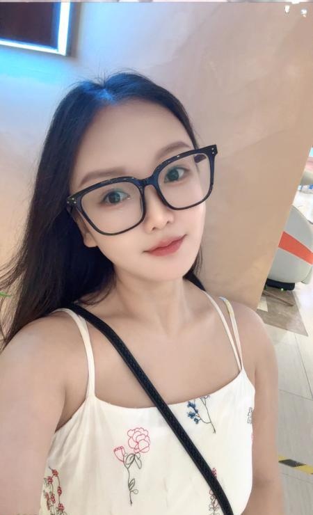 白云潇潇