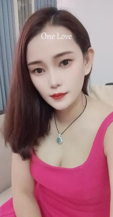 性瘾人妻骚玫瑰