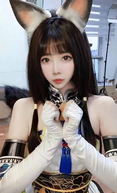 二次元美酱小姐姐
