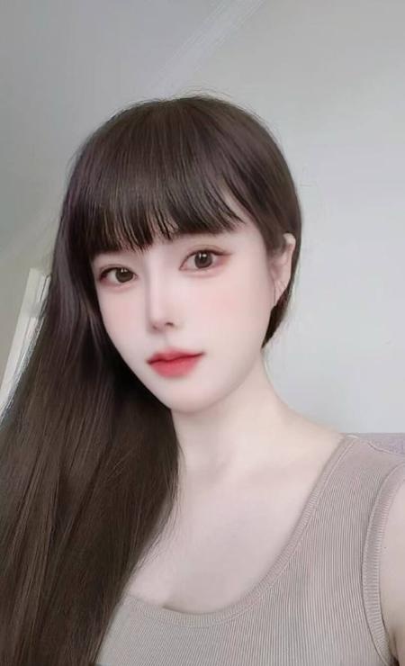 官渡肤白大胸女友