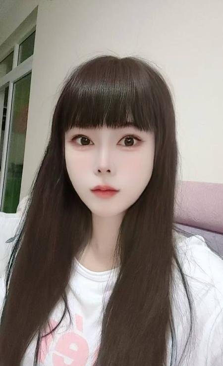 官渡肤白大胸女友