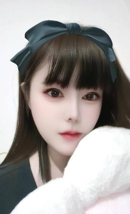 官渡肤白大胸女友