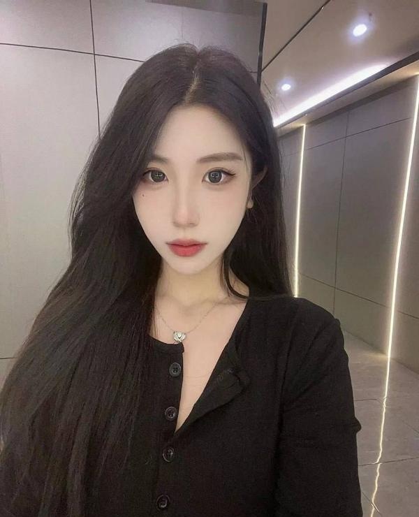 天河肉感十足李菲迪