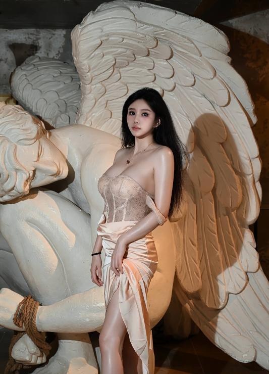 白嫩巨乳颜值大蜜蜜