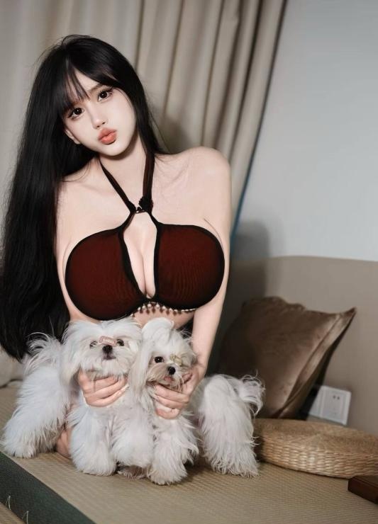 白嫩巨乳颜值大蜜蜜