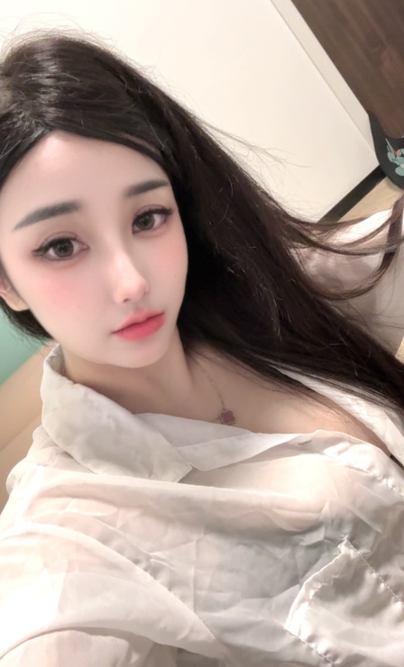 大胸颜值小姐姐