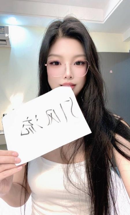3T狐狸尾巴嫩妹