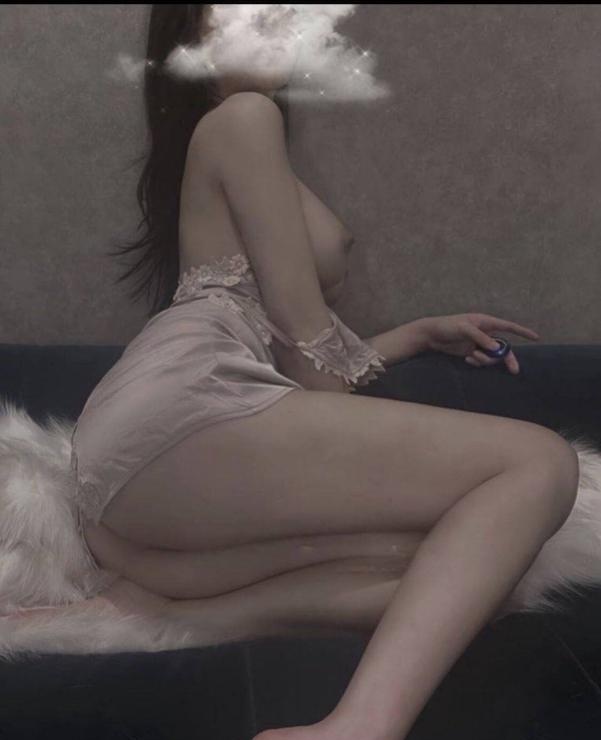 鸠江蜜桃臀大奶骚货