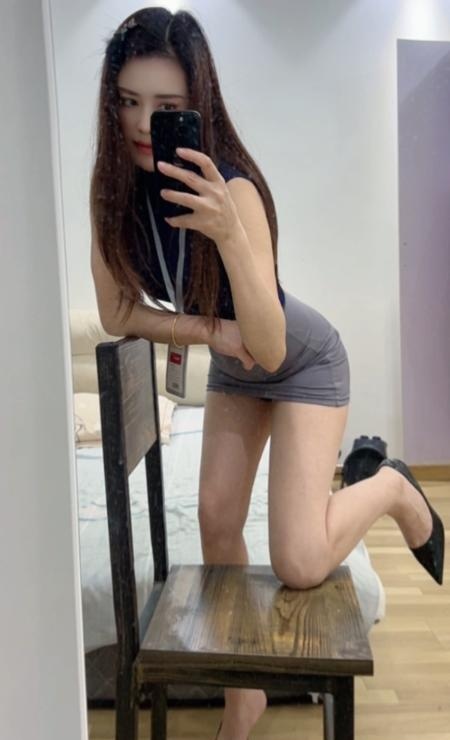 欧尚附近长腿美女