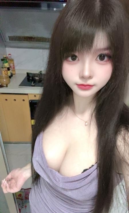 坂田女友闹闹